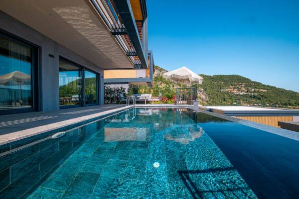 Alanya – Bektaş'ta Deniz Manzaralı Premium Villalar