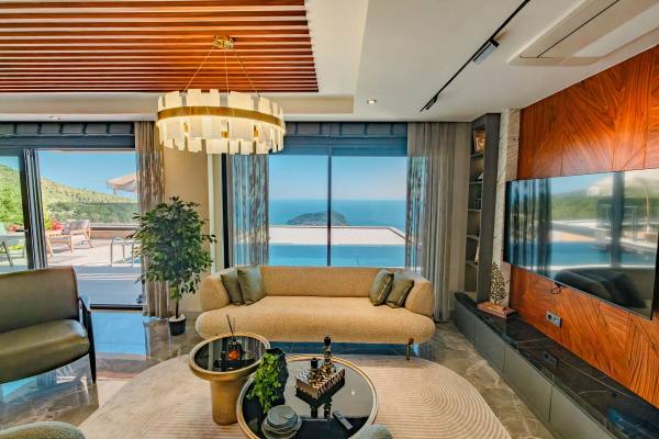 Alanya – Bektaş'ta Deniz Manzaralı Premium Villalar