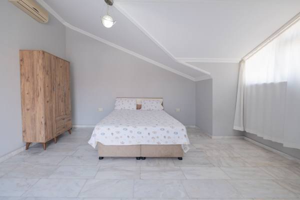 4+1 Duplex for Rent in Alanya, Oba