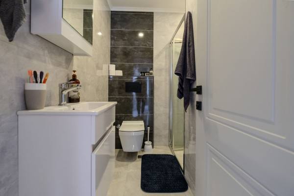 Alanya Oba’da, Lüks Sitede Geniş Bahçe Dubleksi 3+1