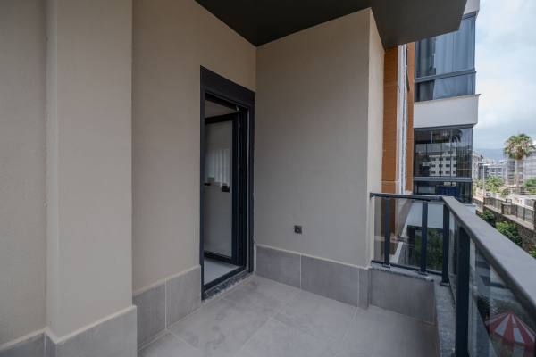 Alanya Oba’da, Lüks Sitede Geniş Bahçe Dubleksi 3+1