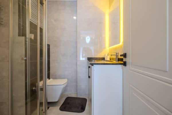 Alanya Oba’da, Lüks Sitede Geniş Bahçe Dubleksi 3+1