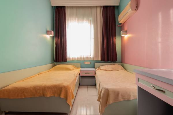 Alanya Konaklı’da Deniz Manzaralı Eşyalı 2+1 Daire