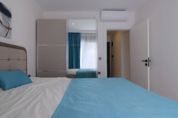 Alanya Mahmutlar’da Tam Donanımlı Yeni Kompleks İçinde 1+1 Lüks Daire