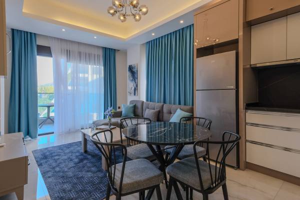 Alanya Mahmutlar’da Tam Donanımlı Yeni Kompleks İçinde 1+1 Lüks Daire