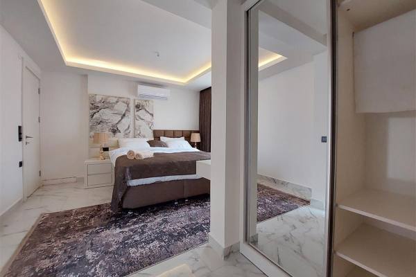 Modern Living in the Heart of the City: Fully Furnished 2+1 Apartment in Alanya Center