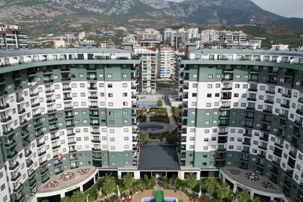 Mahmutlar Sirenity Residence sitesinde kiralık 1+1 eşyalı daire, Alanya