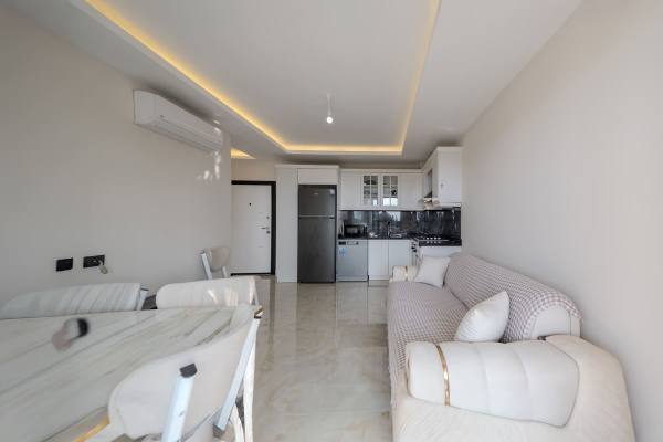 Kargıcak’ta Denize Sıfır Eşsiz Deniz Manzaralı 1+1 Daire