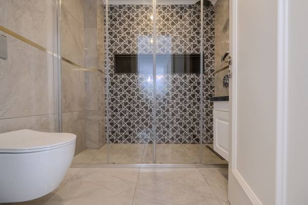 Alanya Cleopatra Plajı’na Yakın Premium Sınıf Konut Kompleksinde Satılık Daire