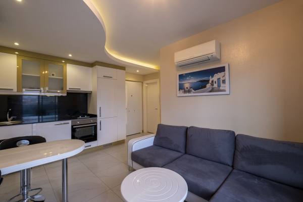 Alanya'da Kleopatra plajına 900 m Eşyalı Kiralık Daire