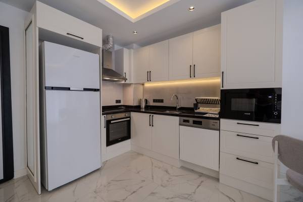 Alanya Merkezde Lüks Site İçinde 1+1