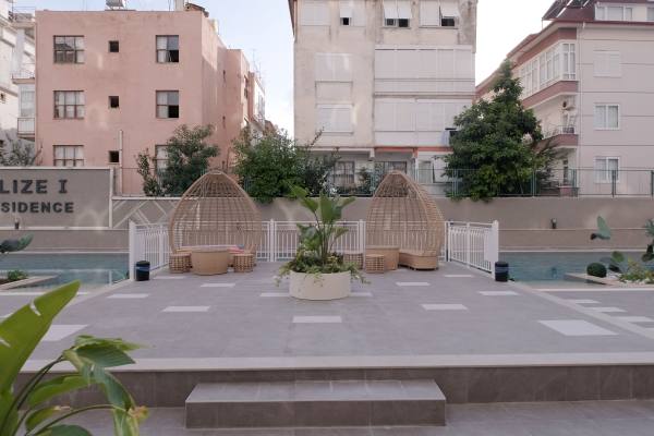 Alanya Merkezde Lüks Site İçinde 1+1