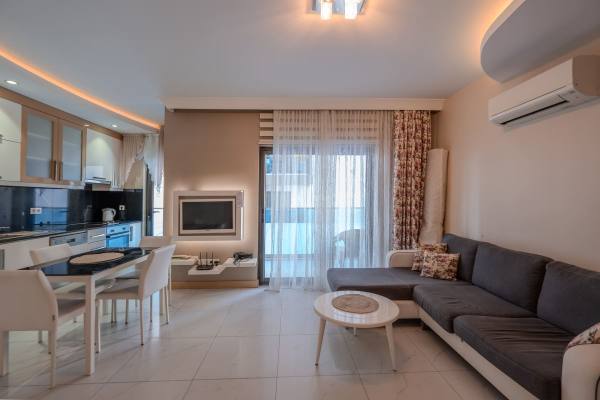 Alanya Cleopatra’da 1+0 Kiralık Eşyalı Daire