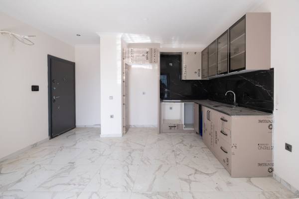 AVSALLAR’DA DOĞA & HAVUZ MANZARALI, FIRSAT 1+1 DAİRE