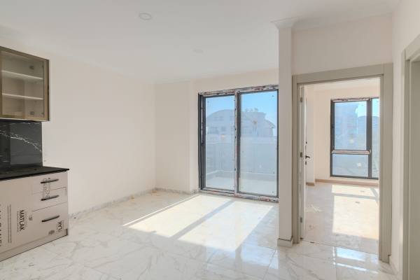 AVSALLAR’DA DOĞA & HAVUZ MANZARALI, FIRSAT 1+1 DAİRE