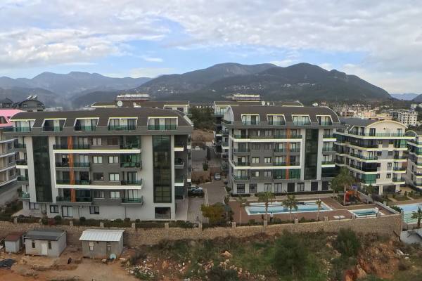 ALANYA OBA’DA TAM DONANIMLI YENİ KOMPLEKS İÇİNDE 1+1 DAİRE