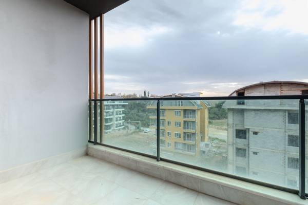 ALANYA OBA’DA TAM DONANIMLI YENİ KOMPLEKS İÇİNDE 1+1 DAİRE