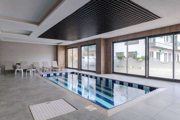 ALANYA OBA’DA TAM DONANIMLI YENİ KOMPLEKS İÇİNDE 1+1 DAİRE