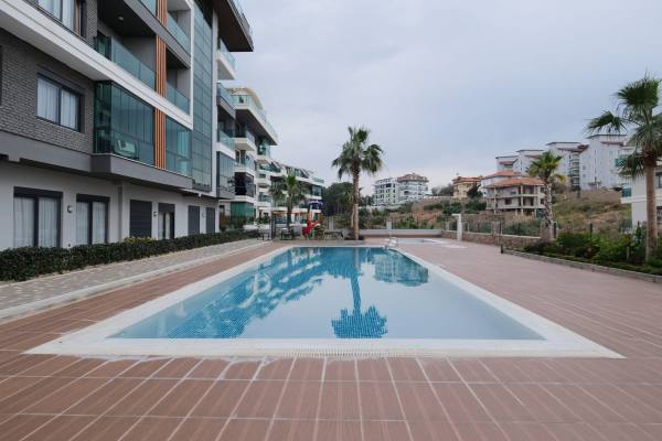 ALANYA OBA’DA TAM DONANIMLI YENİ KOMPLEKS İÇİNDE 1+1 DAİRE