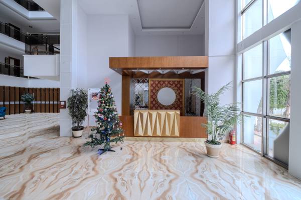 Mahmutlar’da Premium Kompleks İçinde Kiralık Geniş 1+1 Daire — Denize 200 Metre