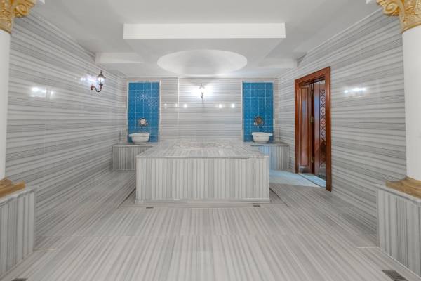 Mahmutlar’da Premium Kompleks İçinde Kiralık Geniş 1+1 Daire — Denize 200 Metre