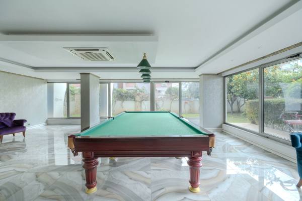 Mahmutlar’da Premium Kompleks İçinde Kiralık Geniş 1+1 Daire — Denize 200 Metre