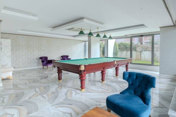 Mahmutlar’da Premium Kompleks İçinde Kiralık Geniş 1+1 Daire — Denize 200 Metre