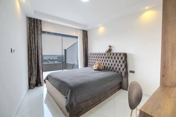 Mahmutlar Serenity Residence Sitesinde Deniz Manzaralı Satılık 2+1 Daire