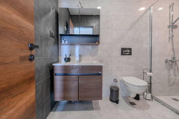 Mahmutlar Serenity Residence Sitesinde Deniz Manzaralı Satılık 2+1 Daire