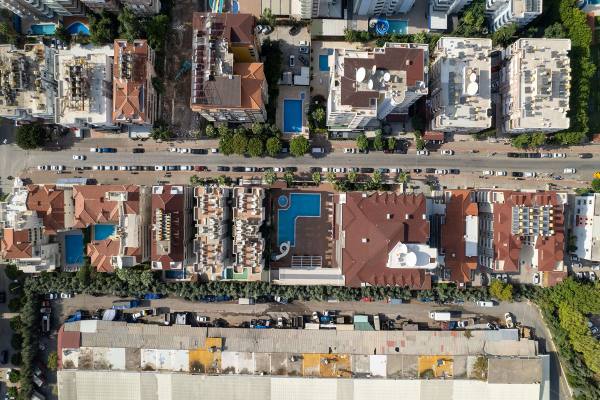 Alanya Cleopatra'da Denize Sadece 800 Metre Konumunda 1+1 Eşyalı Daire