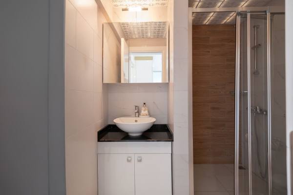 Alanya Cleopatra'da Denize Sadece 800 Metre Konumunda 1+1 Eşyalı Daire