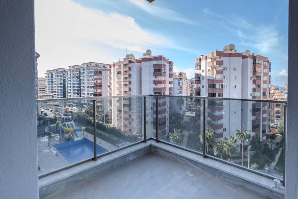 Otel Konsepti Altyapısına Sahip Modern Kompleks İçinde Daire