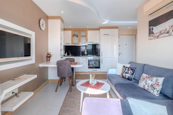 Меблированная квартира в ЖК Granada City Residence в центральной части Алании под ВНЖ