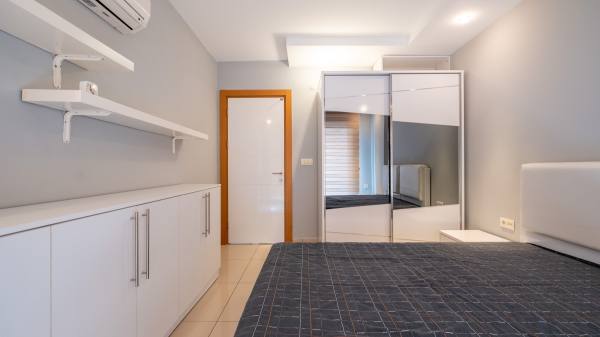 Alanyanın Merkez Bölgesi Cikcilli Mahallesi Crystal Park 2 Sitesinde Uzun Dönem Kiralık