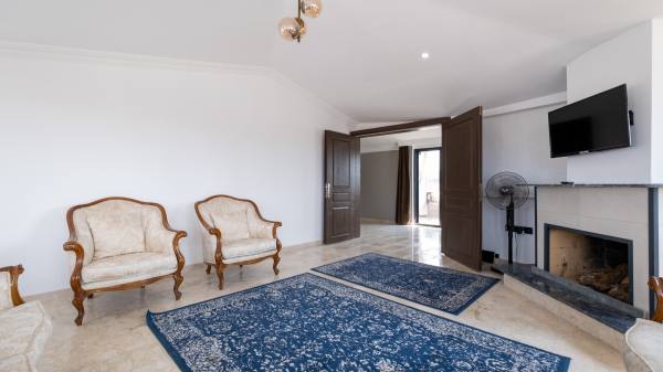 Alanya, Türkler'de Uygun Fiyata 4+2 Eşyalı Villa