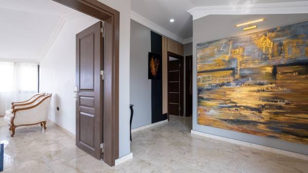 Alanya, Türkler'de Uygun Fiyata 4+2 Eşyalı Villa