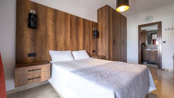 Alanya, Türkler'de Uygun Fiyata 4+2 Eşyalı Villa