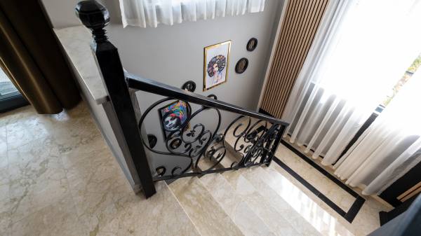 Alanya, Türkler'de Uygun Fiyata 4+2 Eşyalı Villa