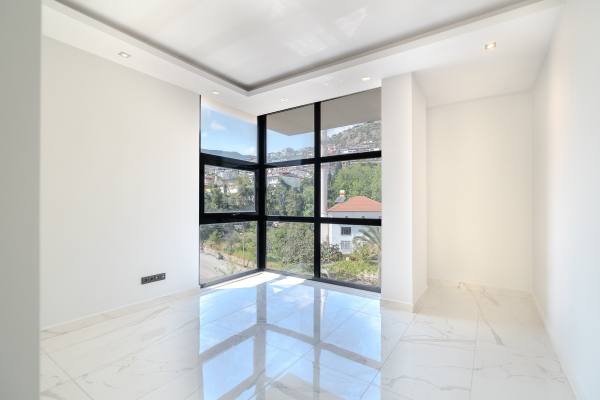 ALANYA SUGÖZÜNDE KİRALIK DUBLEKS OFİS