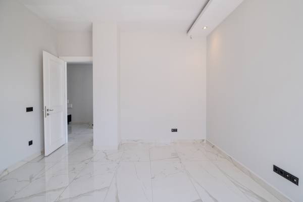 ALANYA SUGÖZÜNDE KİRALIK DUBLEKS OFİS