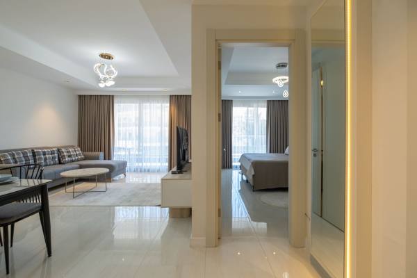 Alanya Azura World Residence Sitesinde Satılık Eşyalı Daire