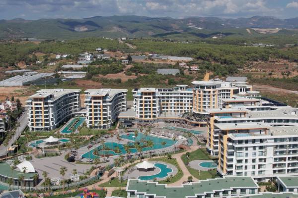 Alanya Azura World Residence Sitesinde Satılık Eşyalı Daire