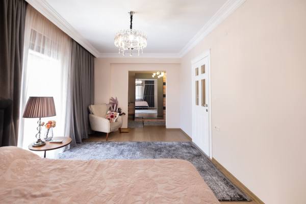 Alanya Saray Mahallesinde Satılık 4+1 Eşyalı Daire