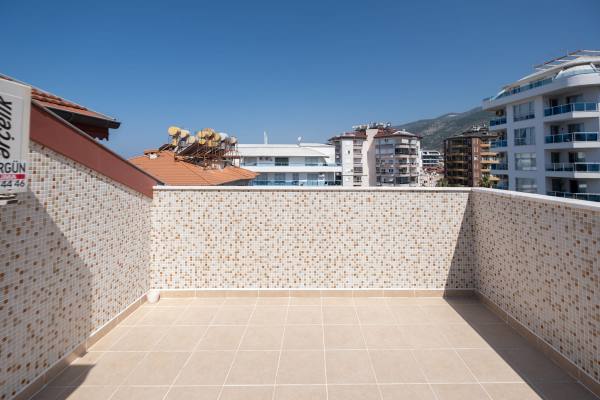 Alanya Saray Mahallesinde Satılık 4+1 Eşyalı Daire