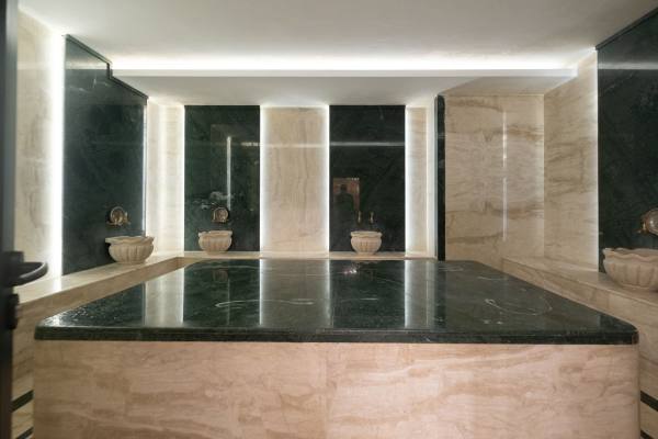 Mahmutların En Prestijli Sitelerinden Birinde 1+1 Daire