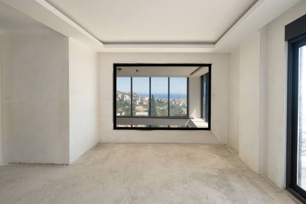 Alanya Tepe Mahallesi'nde Deniz, Kale ve Şehir Manzaralı Müstakil Villa
