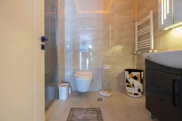 Alanya Merkez Yekta Royal Club Sitesinde 3+1 Ayrı Mutfak Kiralık