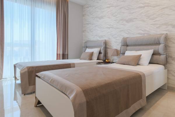 Alanya Merkez Yekta Royal Club Sitesinde 3+1 Ayrı Mutfak Kiralık