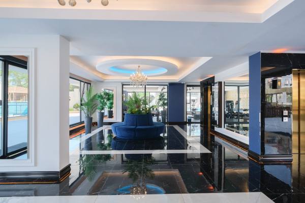 Alanya Merkez Yekta Royal Club Sitesinde 3+1 Ayrı Mutfak Kiralık