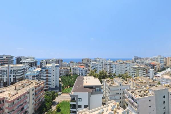 Alanya, Mahmutlar Mahallesinde Satılık Geniş 2+1 Daire